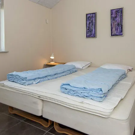 8 Person In Holiday home